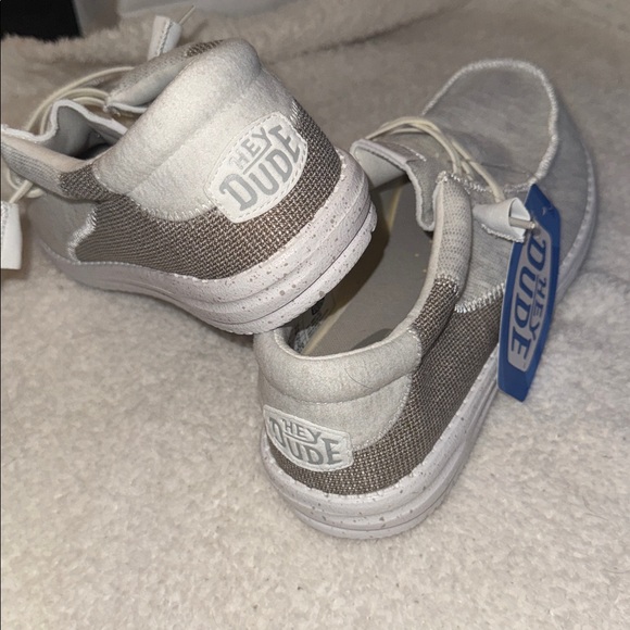 Men’s Hey Dude’s Wally Stitch Optic White 40021-1K3 - Picture 2 of 10